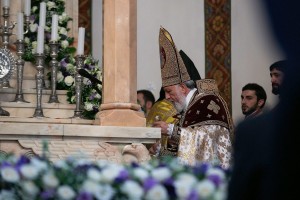 Աստվածադրոշմ Մայր Տաճարը բացեց դռները