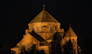 Տերը մեզ տալիս է պատվիրան՝ չդատել մարդկանց, որովհետև մենք նույնպես մեղավոր ենք